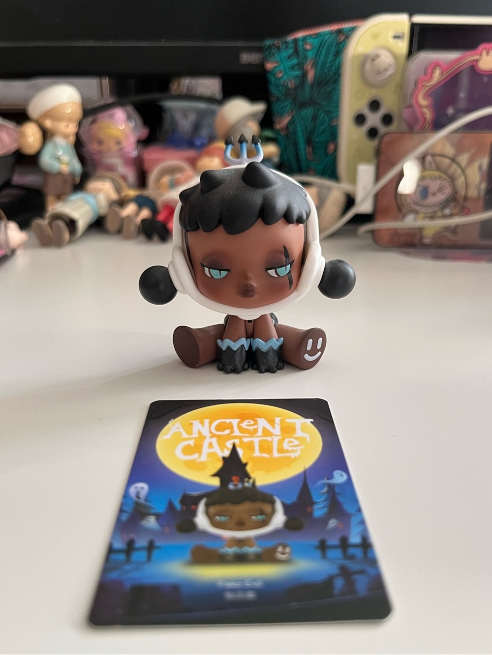 Pop Mart Skullpanda fake evil figure